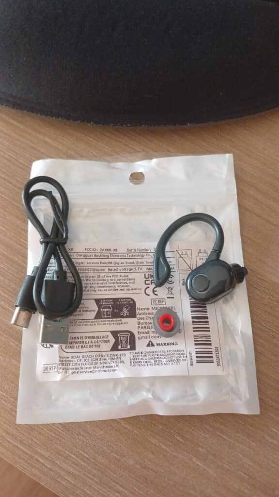 Fone de Ouvido Sem Fio com Visor LED e Toque, Earbuds TWS para esportes