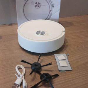 Aspirador de Pó Robô Ultrafino e Mini - Ferramenta de Limpeza Inteligente com USB